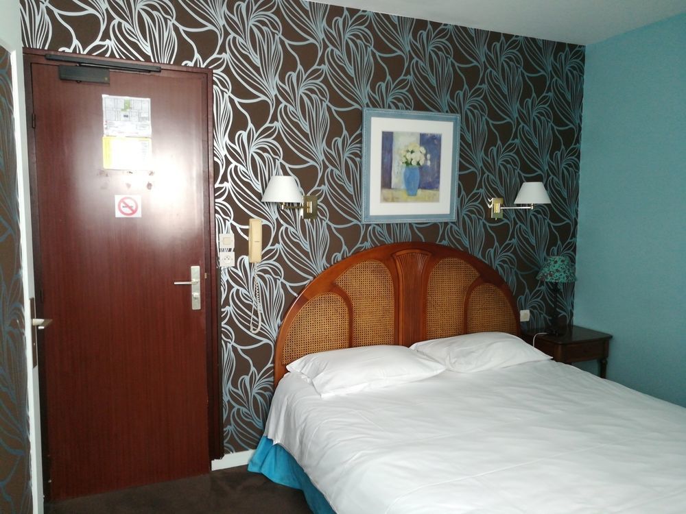 Contact Hotel Du Relais Thouars Exterior foto